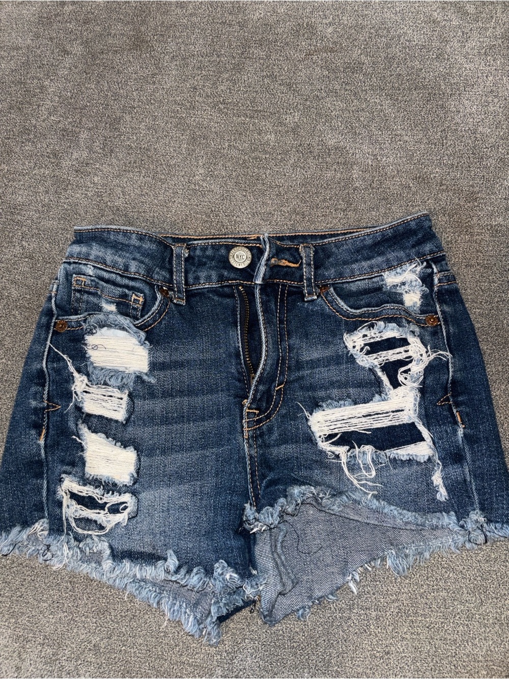 Aeropostale cut off blue distressed denim shorts Size 24